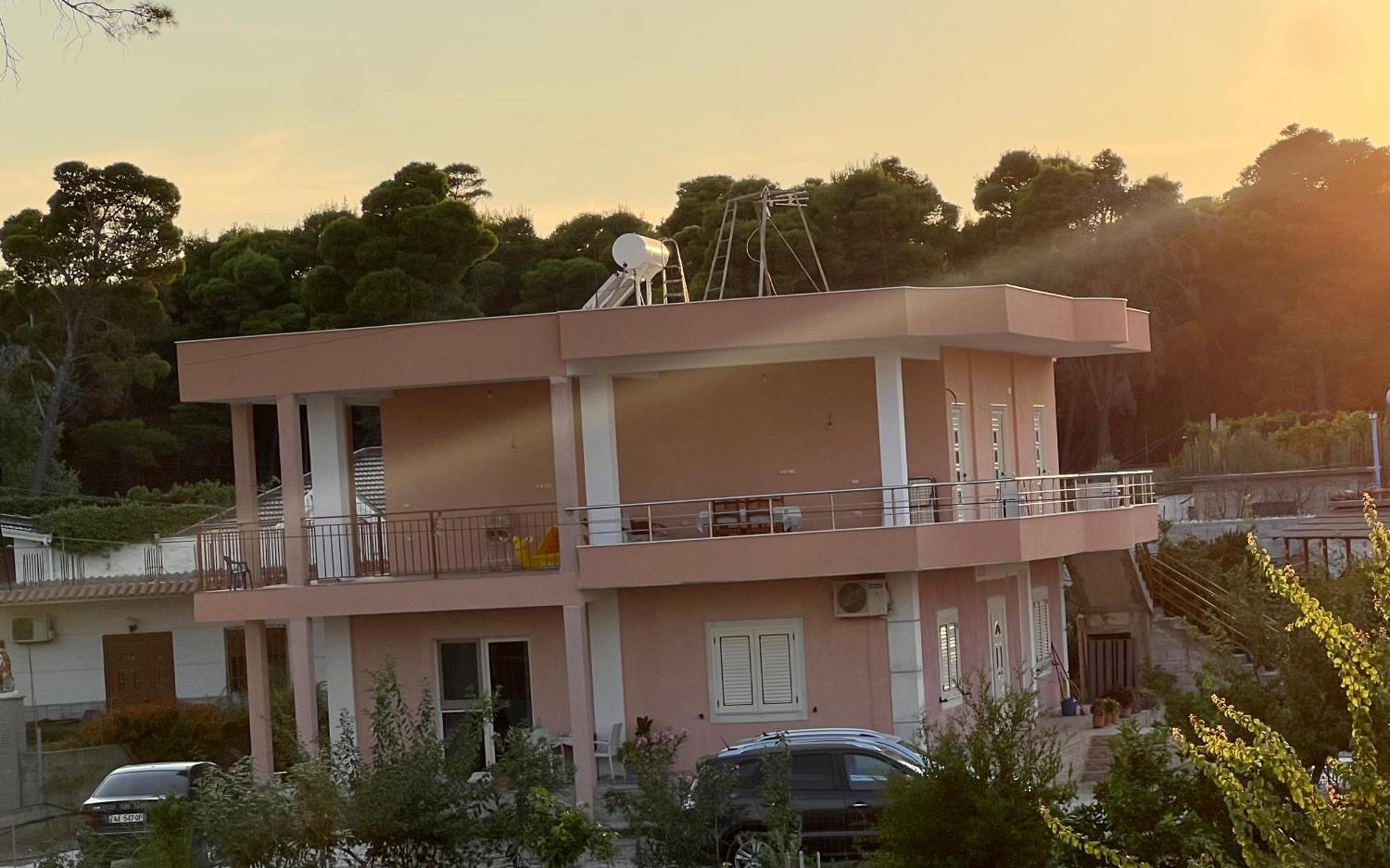 Greison Vacation House Vlore Exterior photo